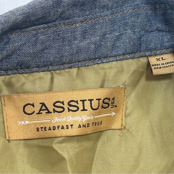 Cassius Steadfast and True mens sz medium chambray - Picture 7 of 9